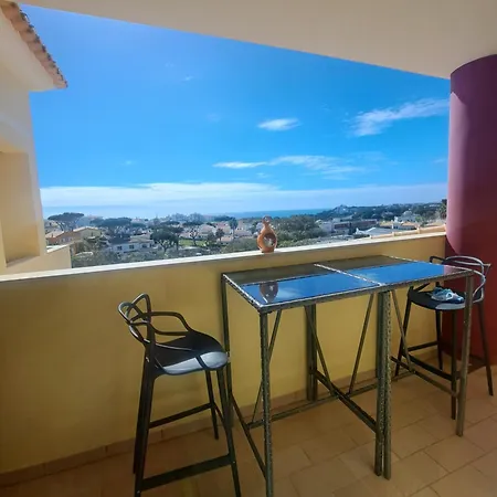 Lovely 1bdr Penthouse With Sea View - Apartmán