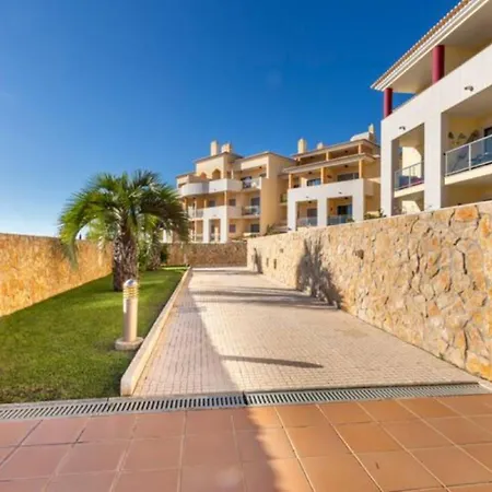 Apartmán Lovely 1bdr Penthouse With Sea View - Albufeira