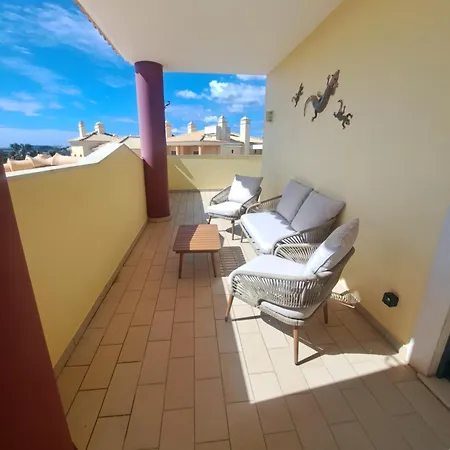 Apartmán Lovely 1bdr Penthouse With Sea View -