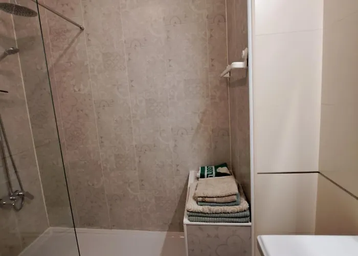 Lovely 1bdr Penthouse With Sea View - *